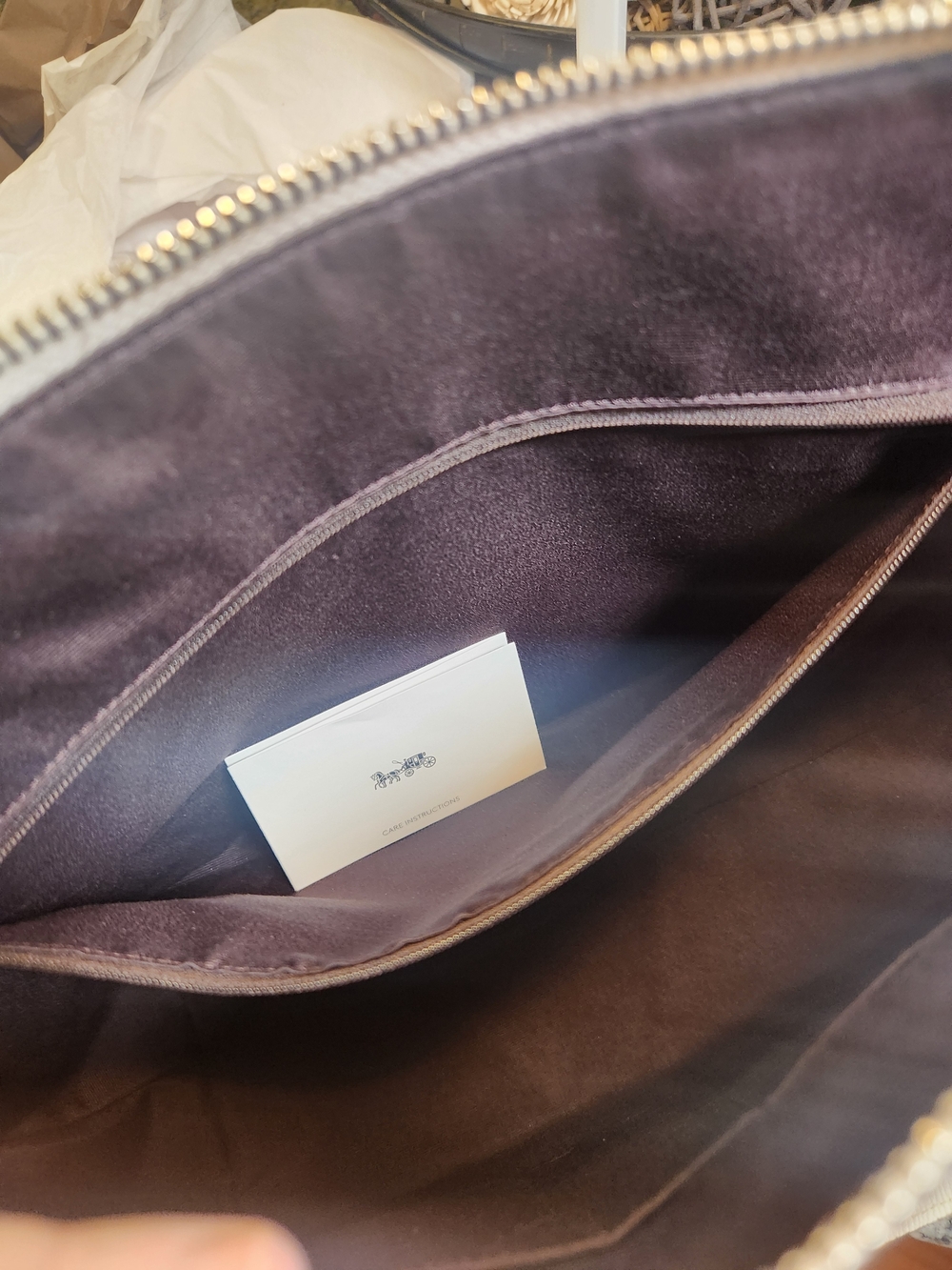 Coach Ava Tote With Heart Rivets Studs - Picture 15 of 16